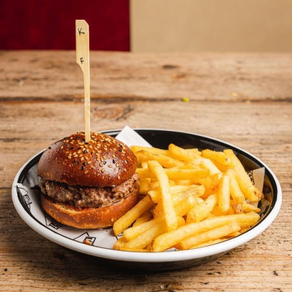 Photo of our Kids Baby Boy - a simple small burger without any sauces etc, along with a small portion of fries